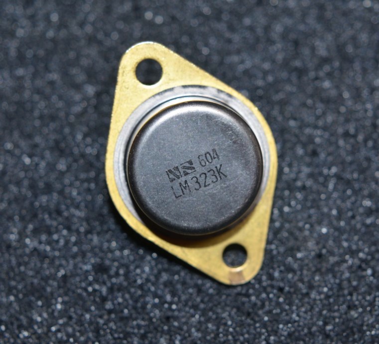 LM323K%20NS%20604%20front